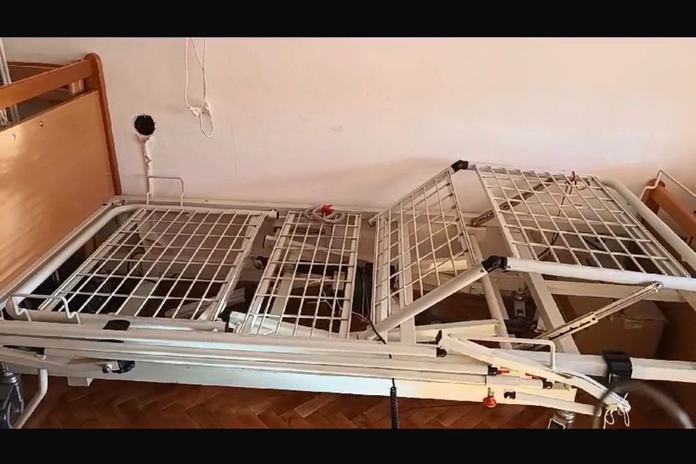 Болнично легло с всички функции