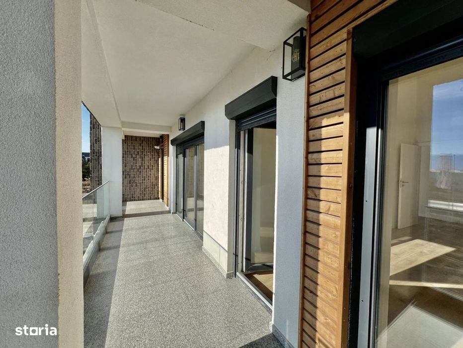 Apartament 2 camere, jaluzele electrice, pret avantajos, terasa, AC