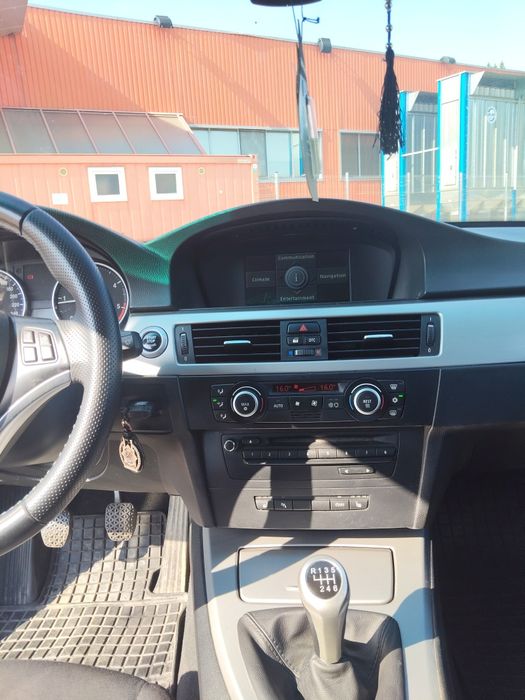 BMW 3 Series 2009 — imagine 5