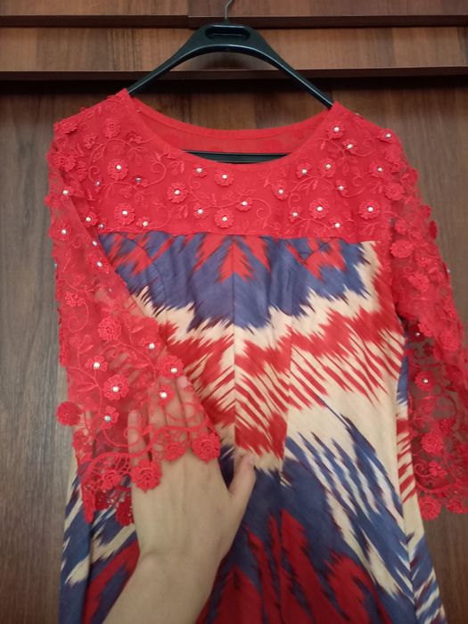 Qizil adrasnoy koylak