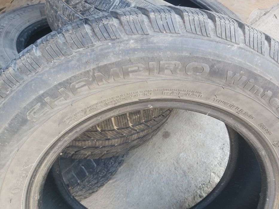 Зимни гуми за джип 215 65 16