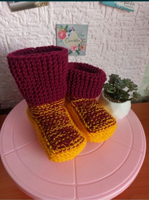 Продаю детские пинетки