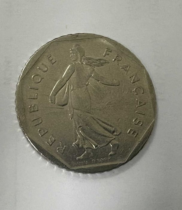 Монета от 2 франка 1979 г