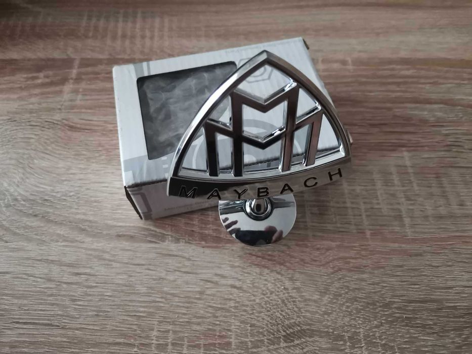 Майбах Maybach гравирани букви емблема лого
