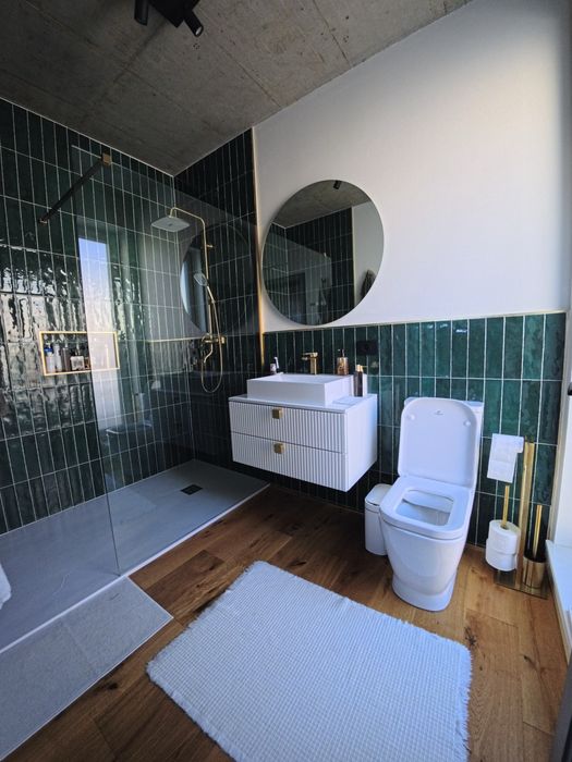 Case la preț de Apartament!!