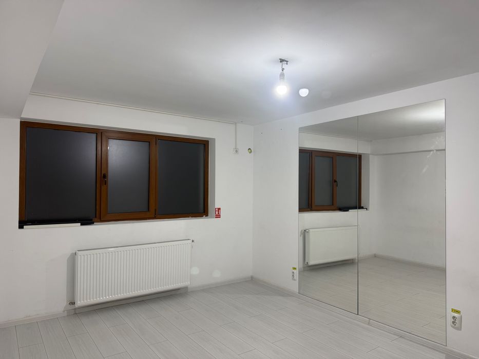 Casă de închiriat în Green City 1 Decembrie