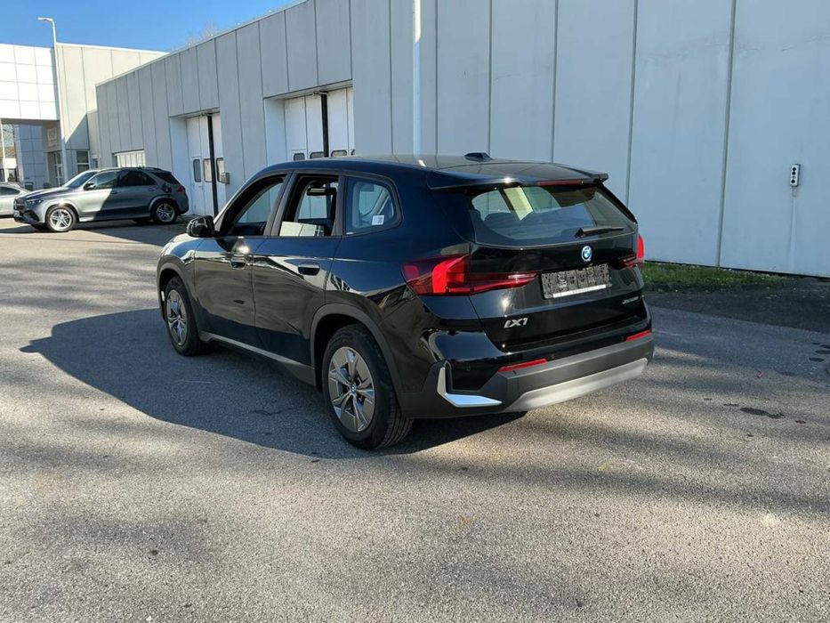 Dezmembrez bmw ix1 2023