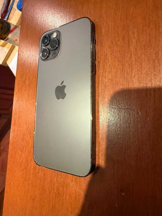iPhone 12 Pro, 256 GB, 75% Батерия, Нормални следи от употреба
