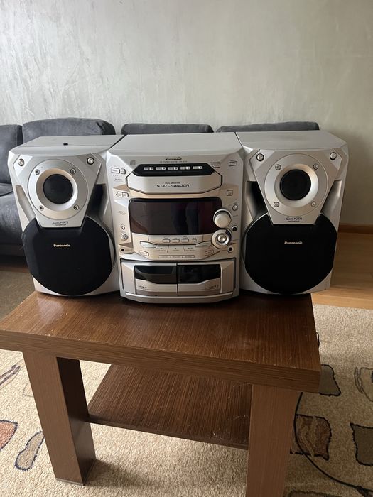 Продам Музыкальный центр