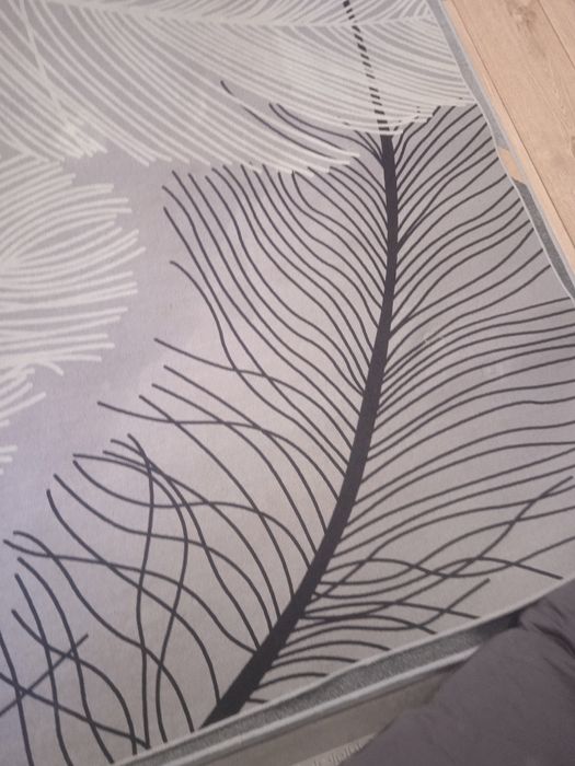 Продам 2-3 ковер не скользит,19тыс