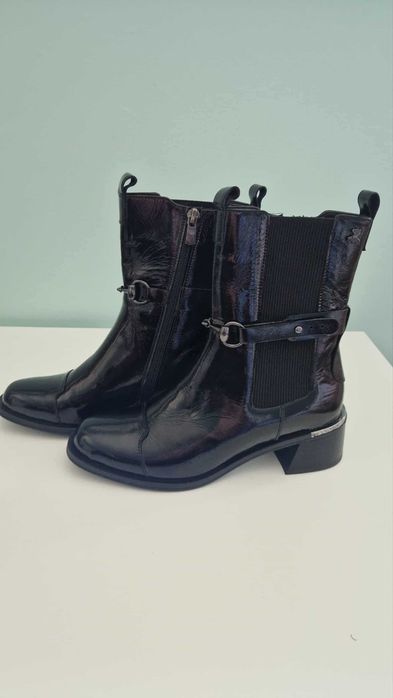 Нови черни боти от Естествена Кожа