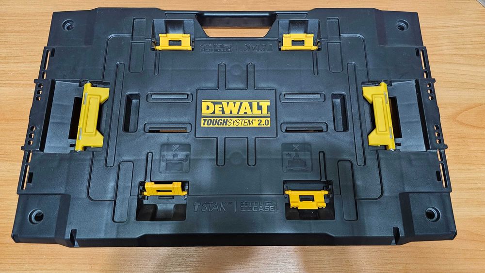 Dewalt Адаптер TSTAK на Toughsystem