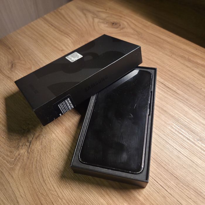 Samsung S22 Самсунг С22
