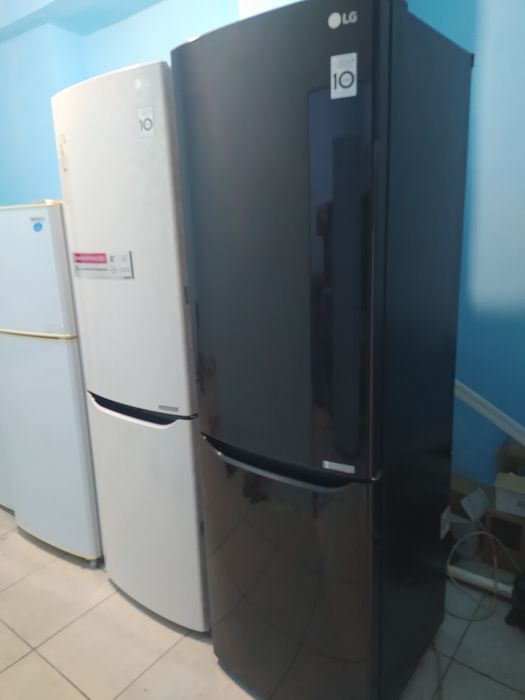 Продам холодильник LG