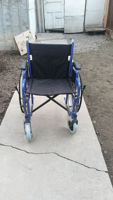 Коляска для инвалидов