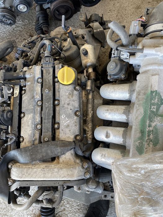 Двигатель OPEL X12XE