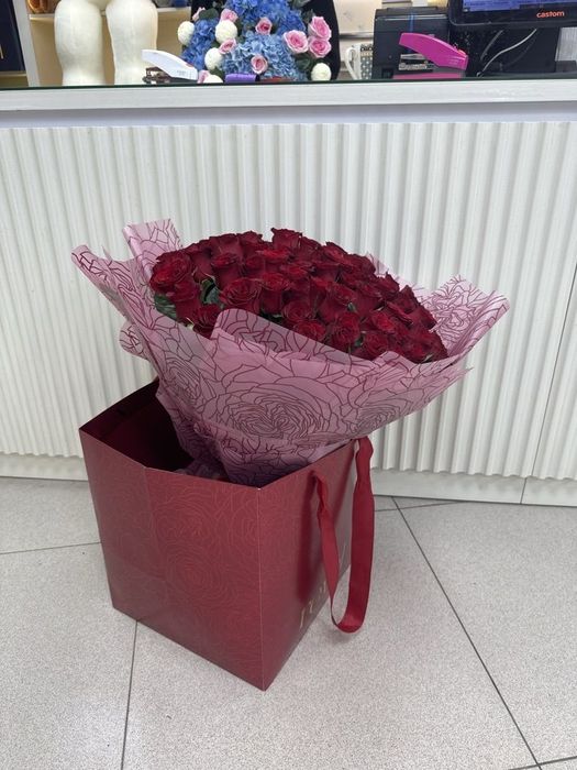 Продаю букет из 91 роз.