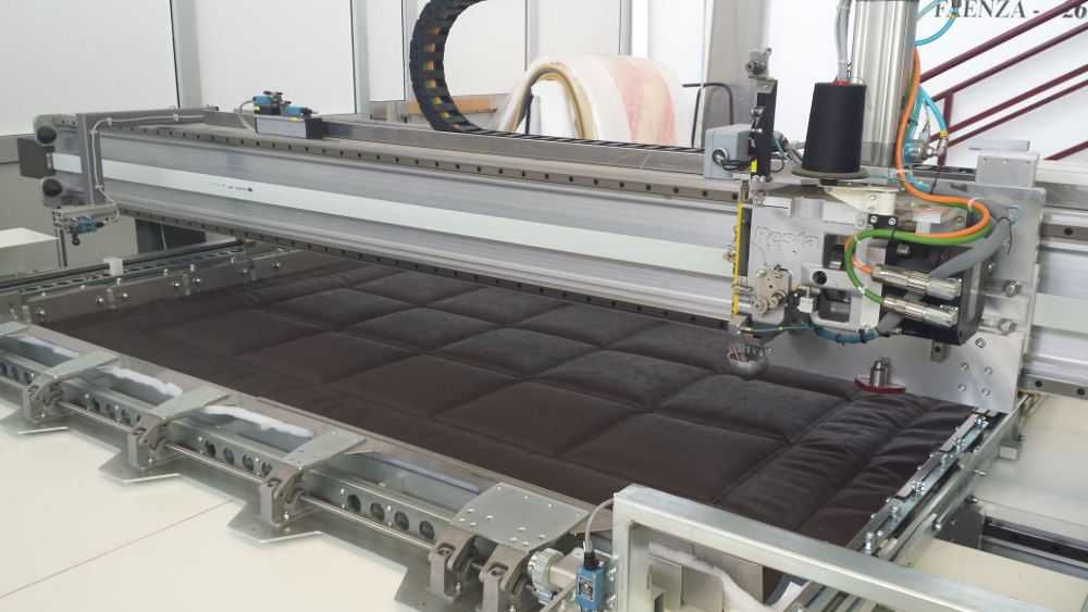 Mașină de matlasat CNC Resta H220 FURBA F.A.A.F. – 2015, funcțională - Saltele/Pilote/Paturi
