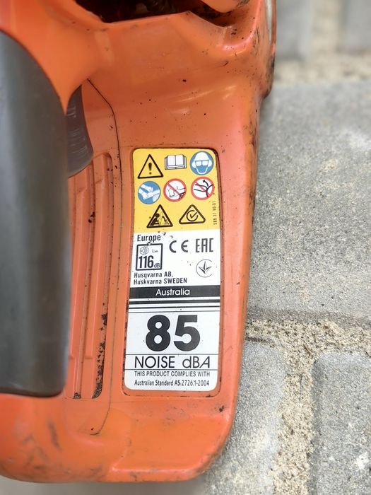 Drujbă Husqvarna 550 XP – pentru piese sau reparat