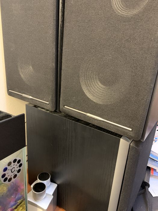 2 kolonka va subwoofer yangi ishlatilmagan