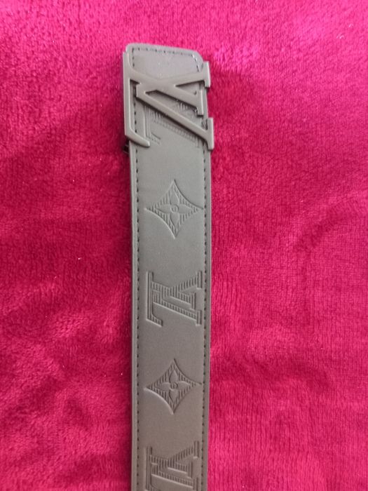 Curele Louis Vuitton noi