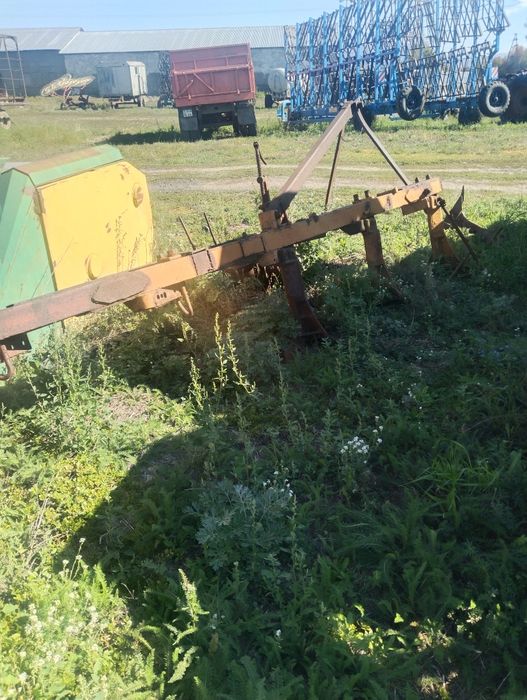 Продам плуг плн 5-35