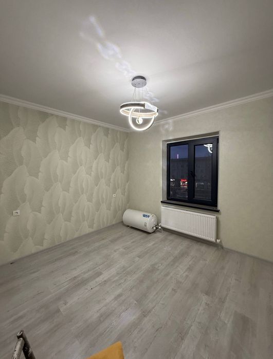 Продаётся 3х комнатная квартира. Вогзал