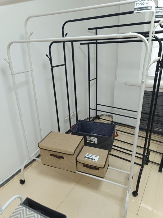 Вешалка напольная