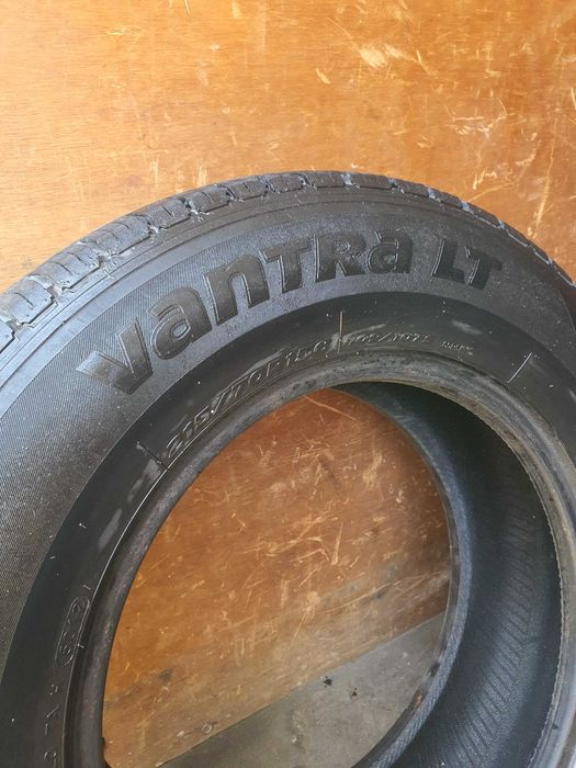 215 15 70 Hankook Vantro за бус