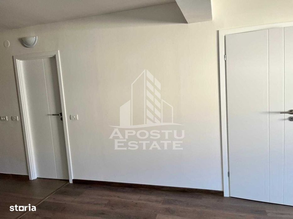 Apartament de vanzare cu o camera, etaj 2, zona Girocului