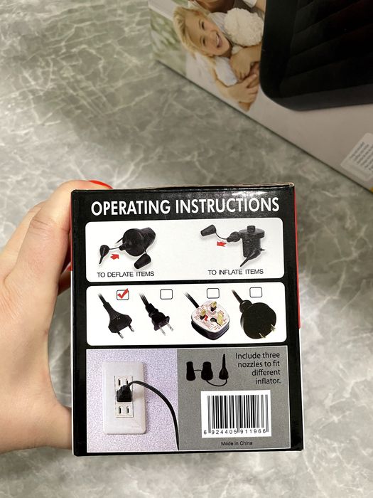 Надувной матрас Intex Dura-Beam + электрический насос