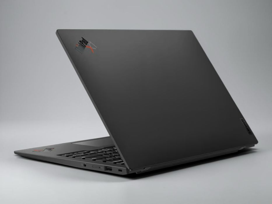 НОВ! Lenovo ThinkPad X1 Carbon Gen 11 14" WUXGA Intel Core i5-1335U 16GB LPDDR5 512SSD Full Pack! Гаранция!