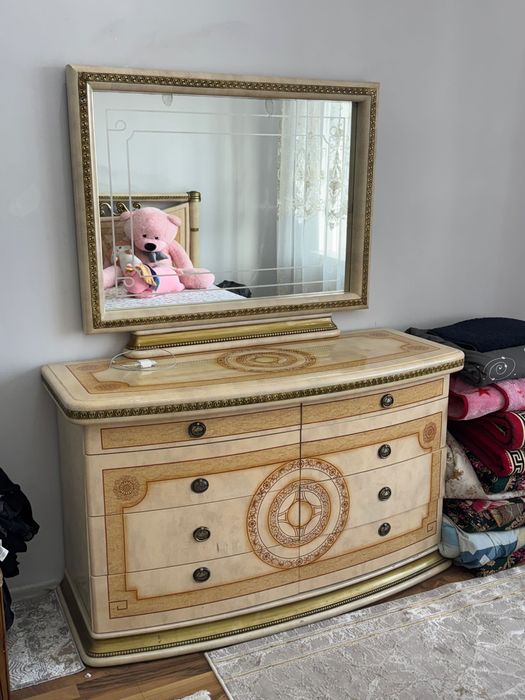 Продам спальный гарнитур 200000 б/у Алматы