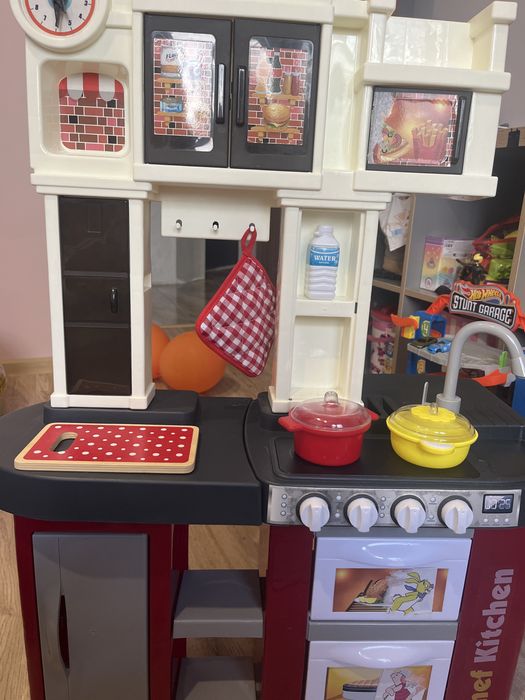 Детска кухня за игра