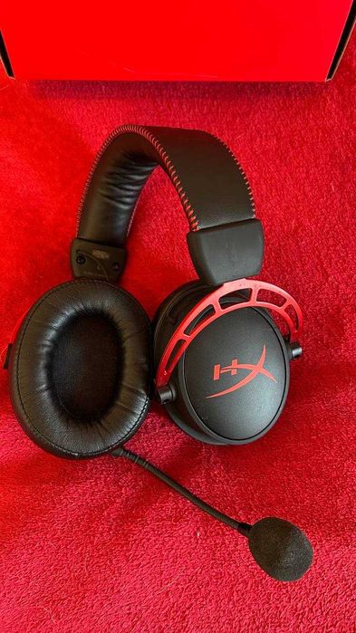 HyperX Cloud Alpha Căști gaming în stare foarte bună.