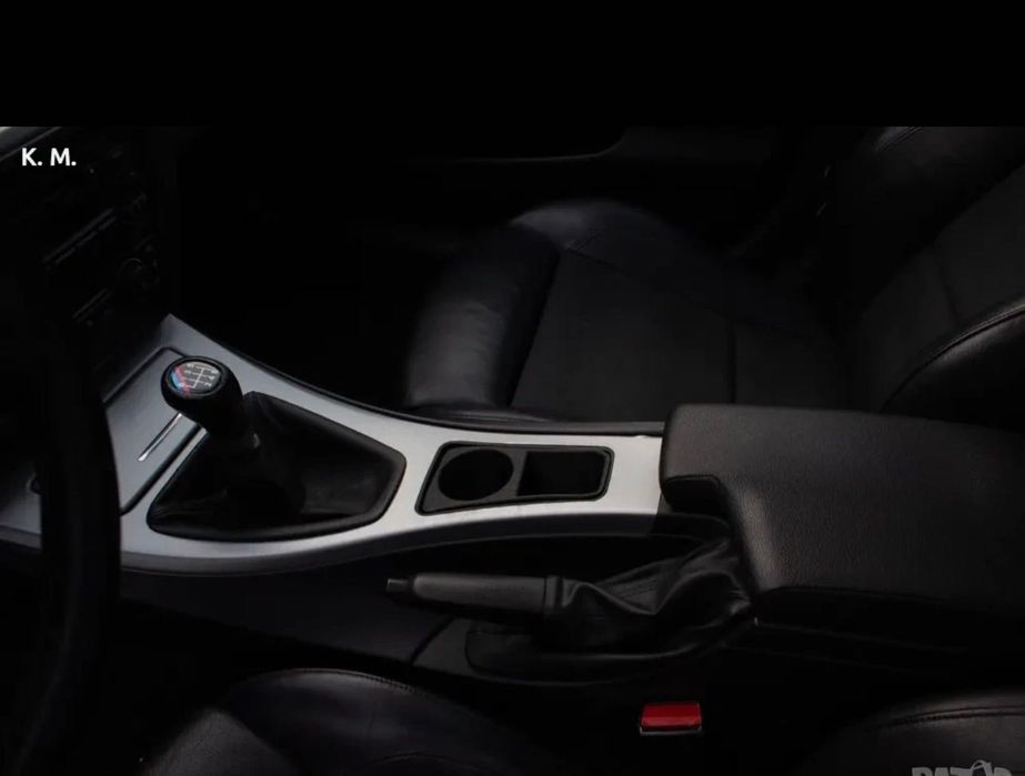 Cup holder / поставка за чаша BMW / БМВ E90 / E91 / E92 / E93