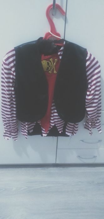 Продам одежда для мальчиков лет от 5 до 7 лет