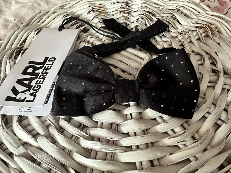 Karl Lagerfeld папионка