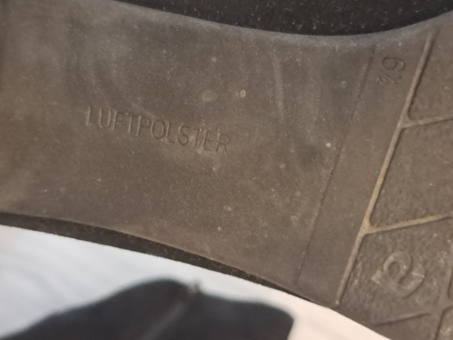 Botine piele intoarsa Bata