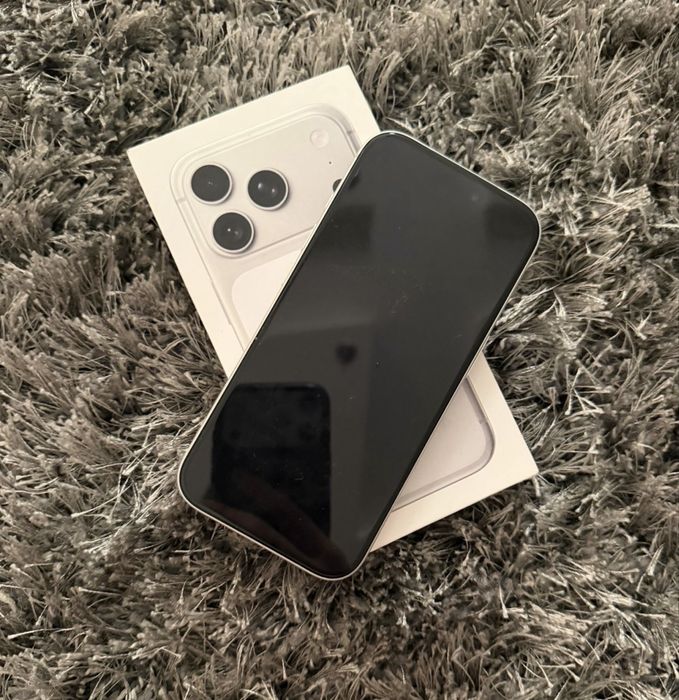 IPhone 17 pro 256 / 50 cicluri / Neverlocked / Garantie