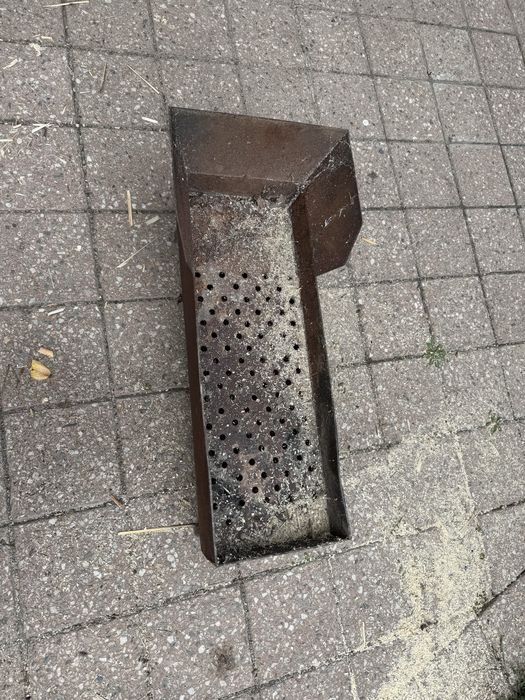 Мангал в хорошем состояние