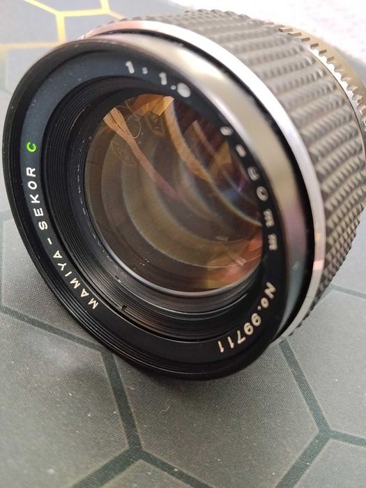 Продам легендарный объектив Mamia-Sekor 80mm 1.9