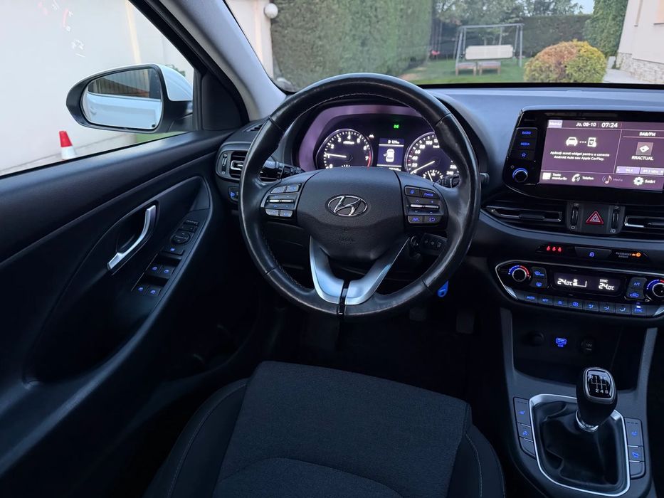 Hyundai I30 Distronic, Led, Incalz volan scaune, camera