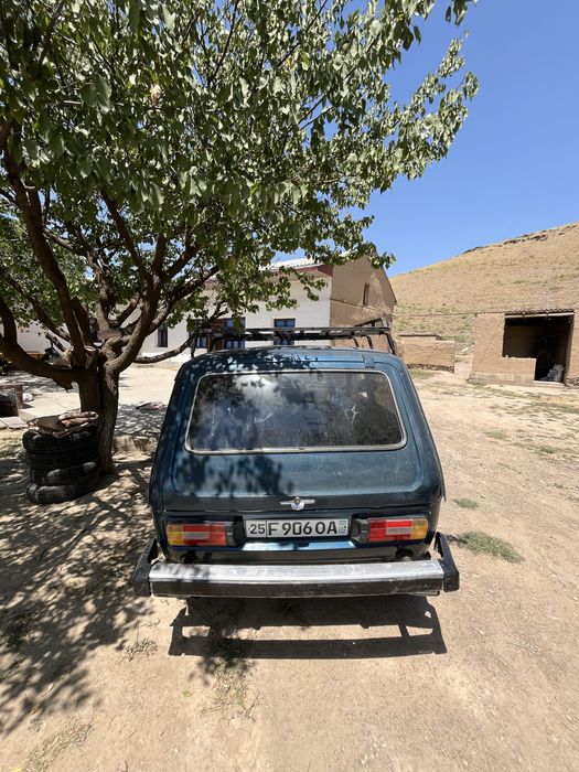 Niva 4x4 sotiladi