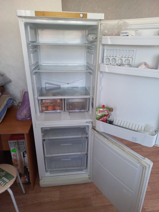 Продам холодильник