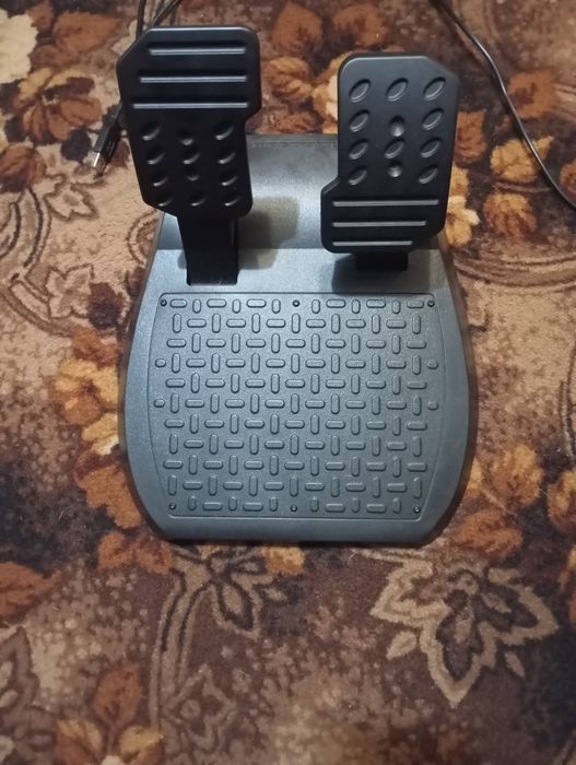 Thrustmaster T 80