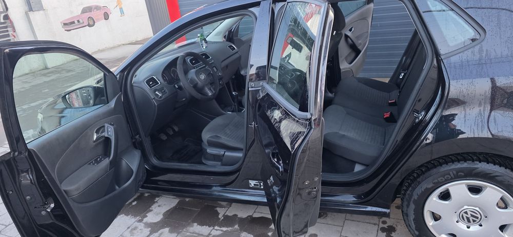 Vând Volkswagen Polo 1.6 TDI