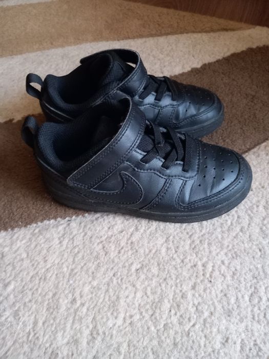 Маратонки за момиче Nike 27.5 и Puma 25