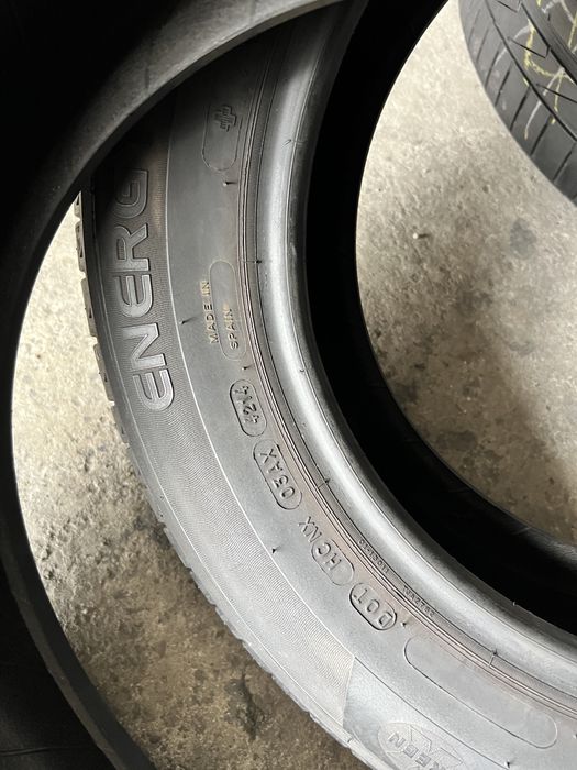 2 anvelope vara 185/65/15 , Michelin !