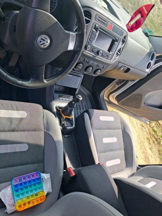 Vând schimb tiguan 4x4 panoramic mai multe detalii la nr de telefon 0731188733